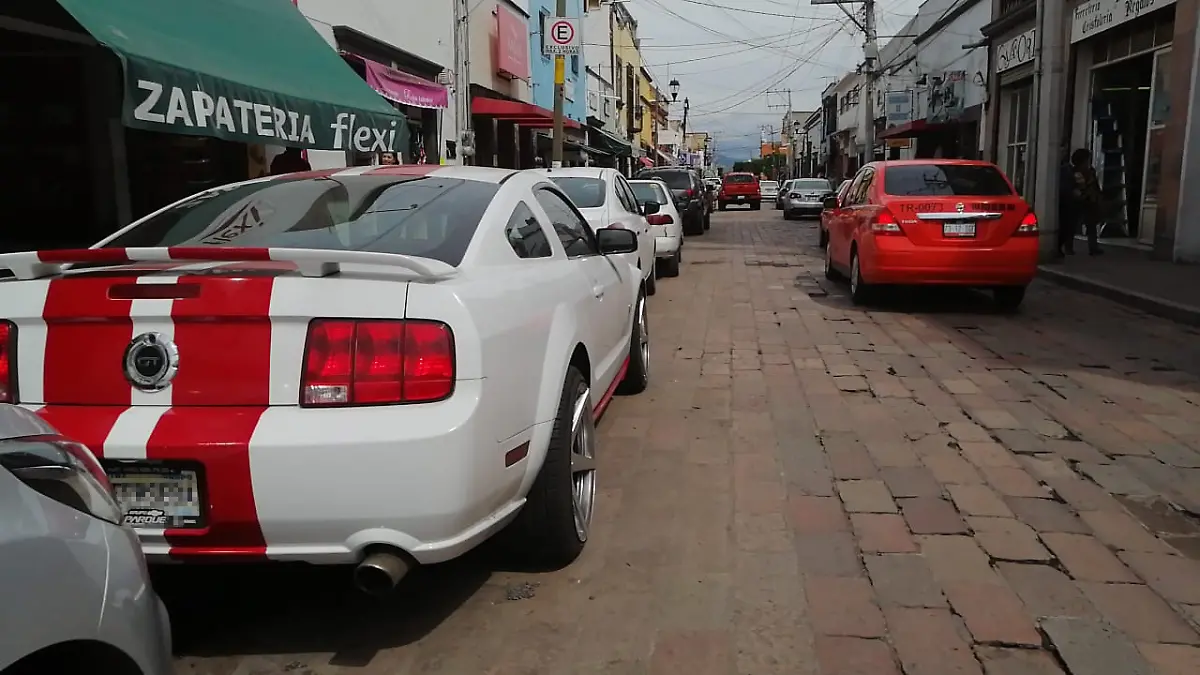 En San Juan del Río hay aproximadamente 800 autos chocolate